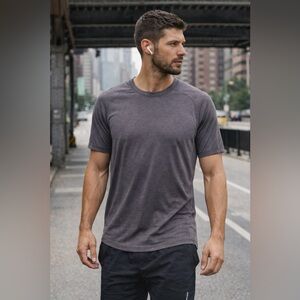 RHONE Performance Short Sleeve Tee Medium Asphalt Heather NWT Athletic